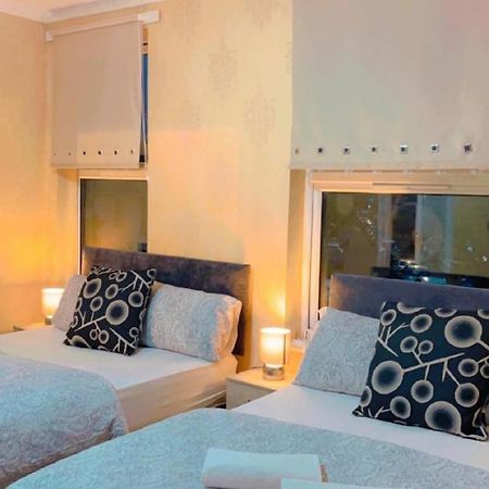 Manchester Old Trafford Apartment Екстер'єр фото
