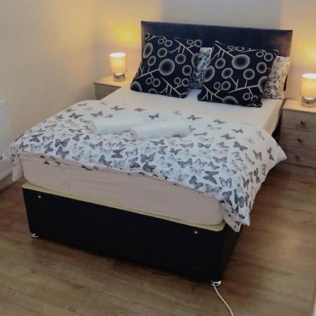 Manchester Old Trafford Apartment Екстер'єр фото